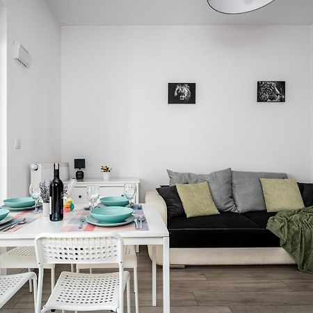 Prymasa Street Apartament Daire Varşova Dış mekan fotoğraf