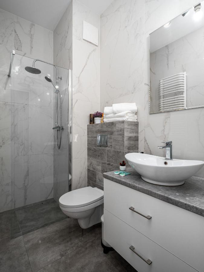 Prymasa Street Apartament Daire Varşova Dış mekan fotoğraf
