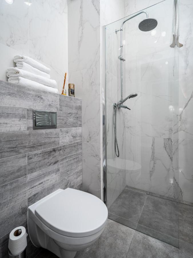 Prymasa Street Apartament Daire Varşova Dış mekan fotoğraf